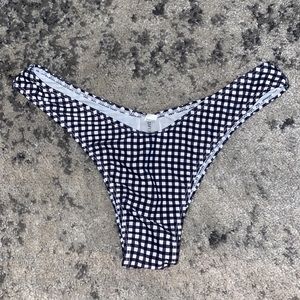 🍇 ZAFUL Gingham Print Cheeky Bikini Bottom